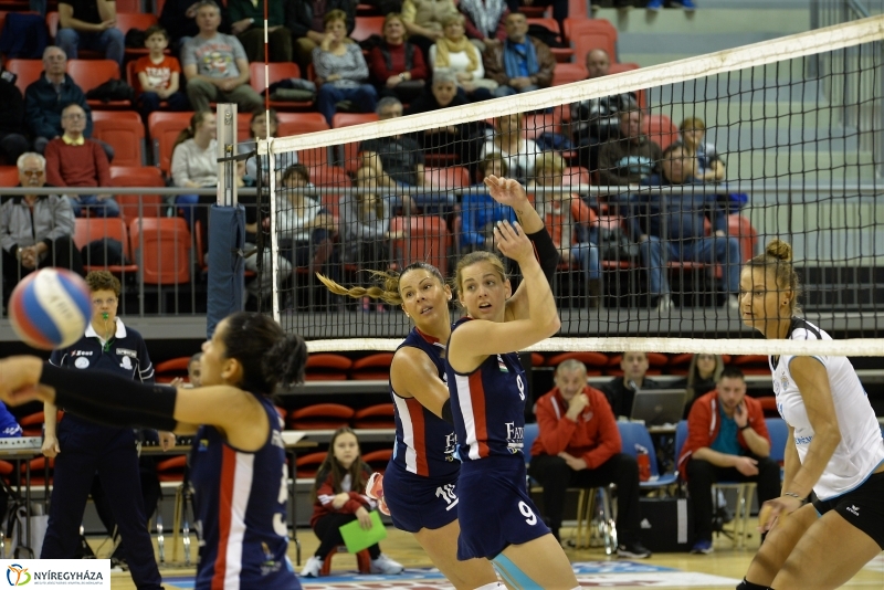 Női röplabda-bronzcsata 