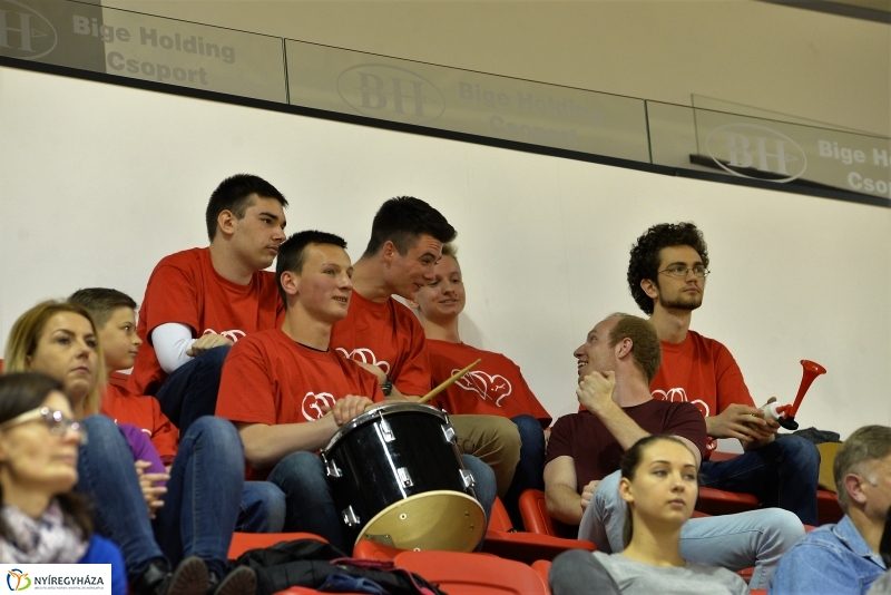 Női röplabda-bronzcsata 