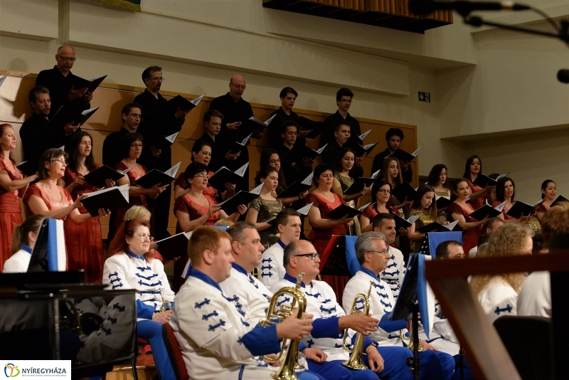 Szabolcsi Koncert Fúvószenekar-Operagála