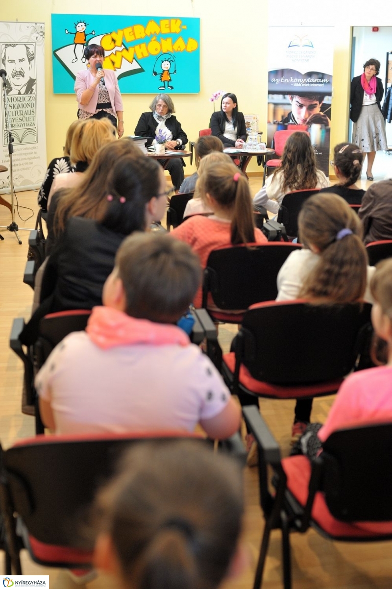 Gyermekkönyvhónap - fotó Szarka Lajos