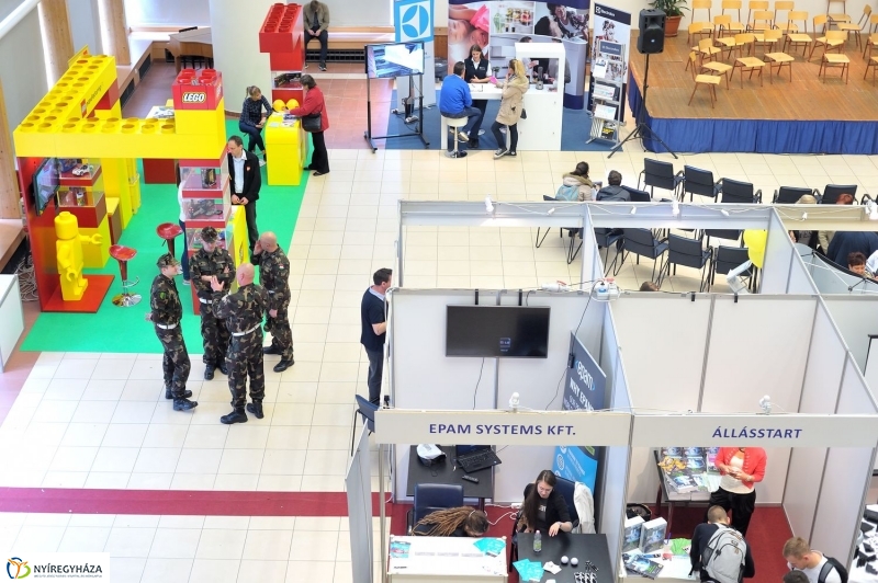 Karriernap az egyetemen - fotó Szarka Lajos