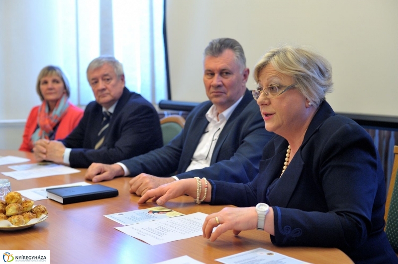 Lions sajtótájékoztató a kórházban - fotó Szarka Lajos