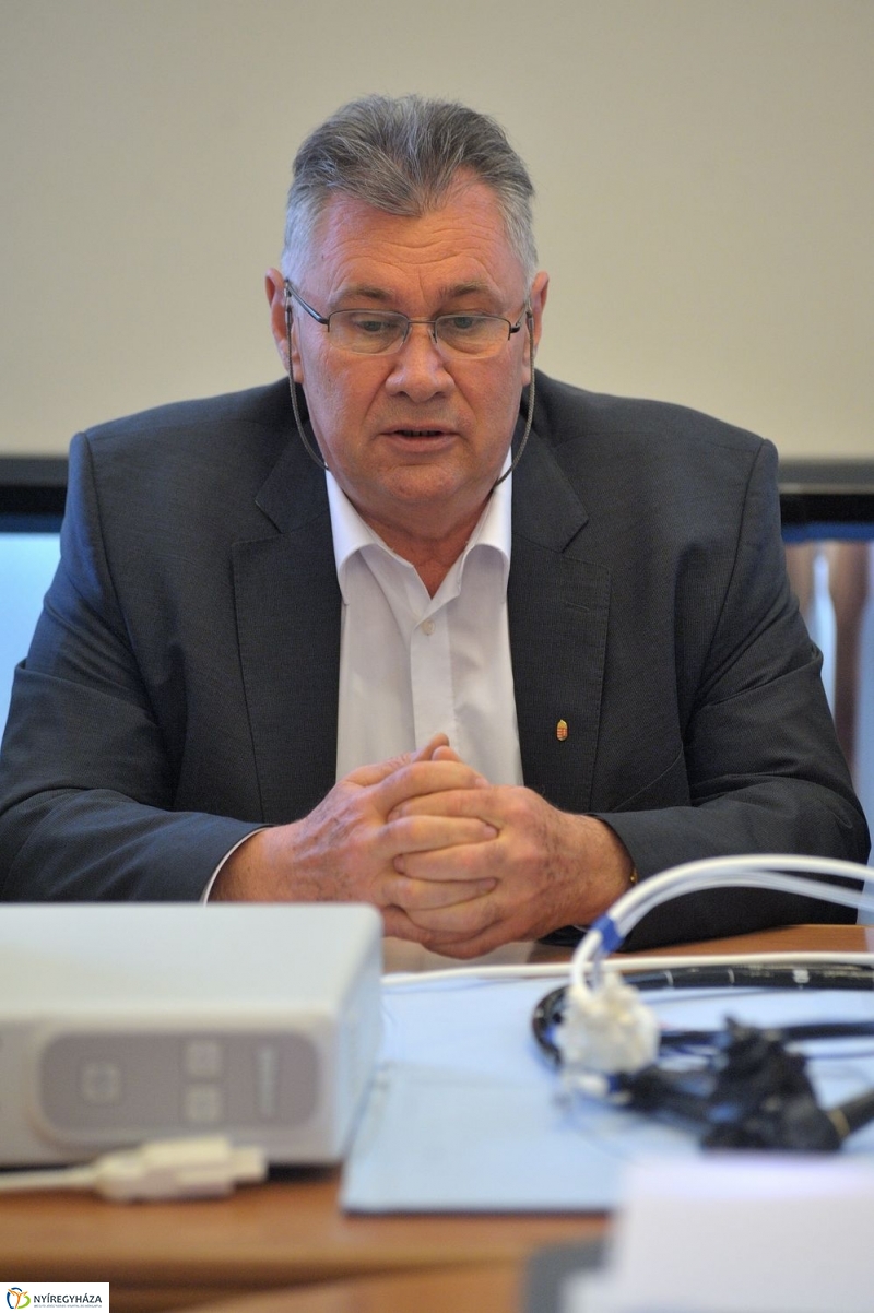 Diagnosztikai adomány a kórháznak - fotó Szarka Lajos