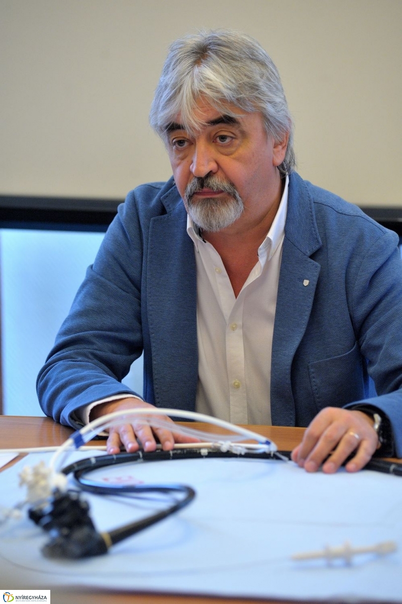 Diagnosztikai adomány a kórháznak - fotó Szarka Lajos