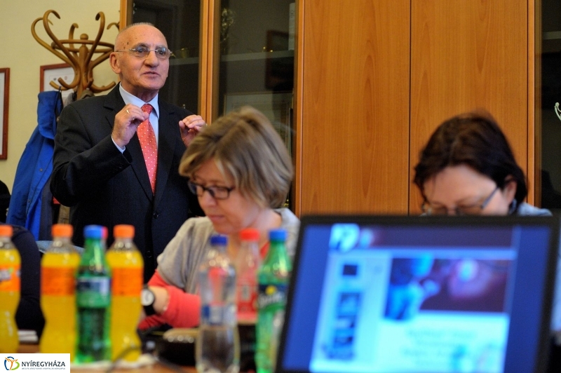 Diagnosztikai adomány a kórháznak - fotó Szarka Lajos