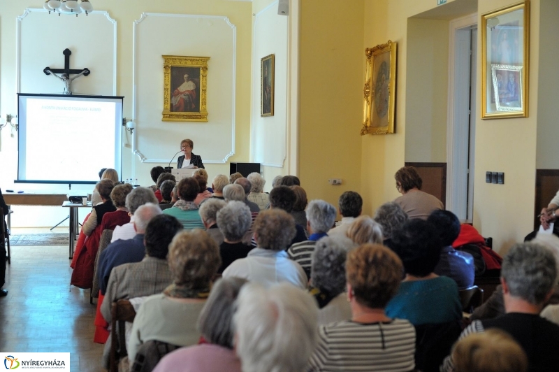 Idősek Akadémiája 20170425- fotó Szarka Lajos