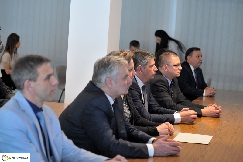 Foglalkoztatási paktum aláírása - fotó Szarka Lajos