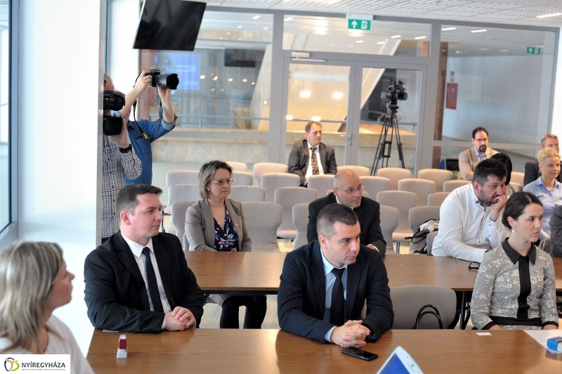 Foglalkoztatási paktum aláírása - fotó Szarka Lajos