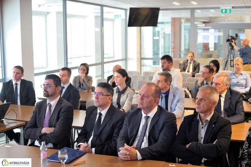 Foglalkoztatási paktum aláírása - fotó Szarka Lajos