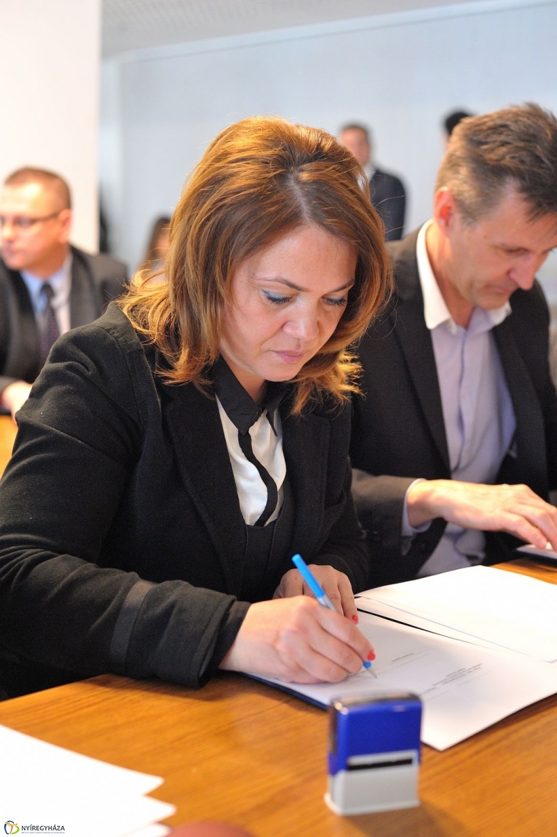 Foglalkoztatási paktum aláírása - fotó Szarka Lajos