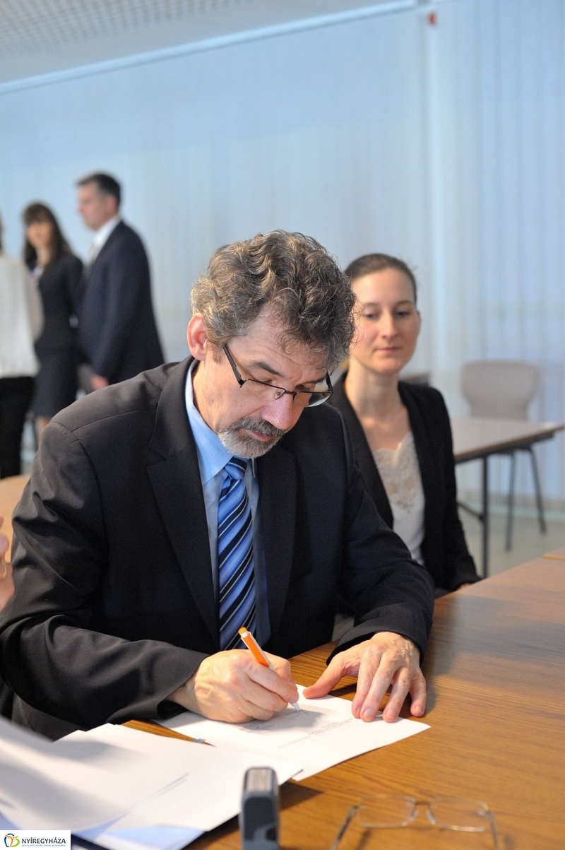 Foglalkoztatási paktum aláírása - fotó Szarka Lajos