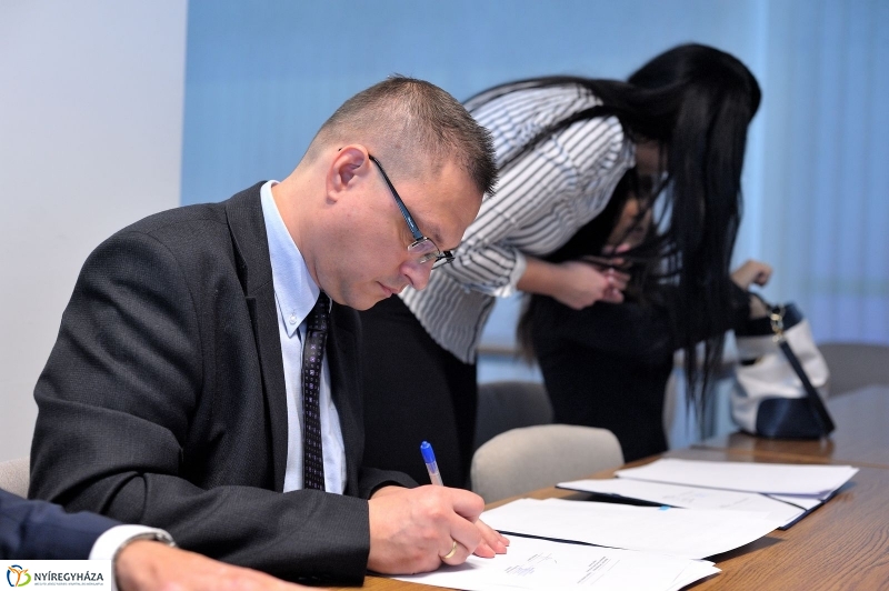 Foglalkoztatási paktum aláírása - fotó Szarka Lajos