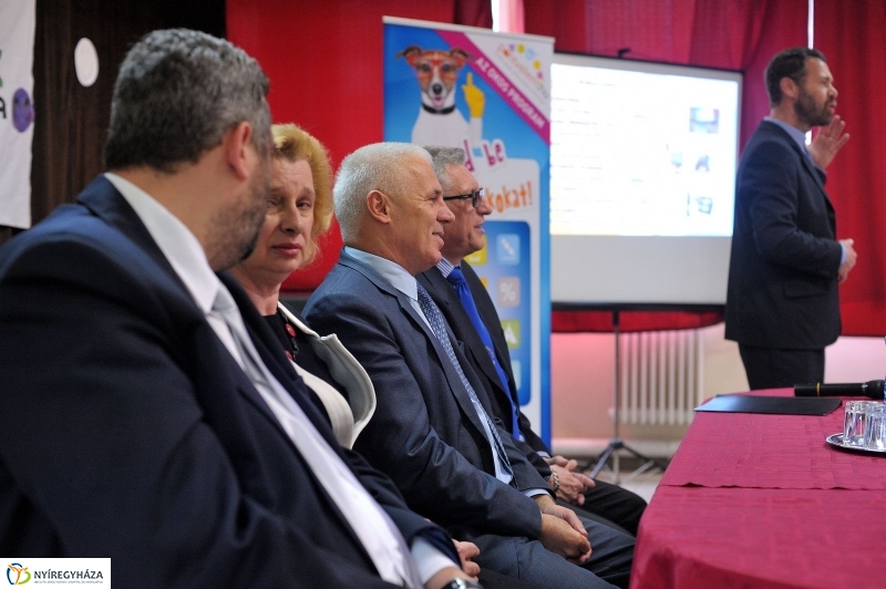 MOBIDIK az Apáczaiban - fotó Szarka Lajos