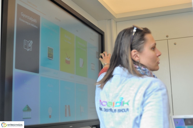 MOBIDIK az Apáczaiban - fotó Szarka Lajos