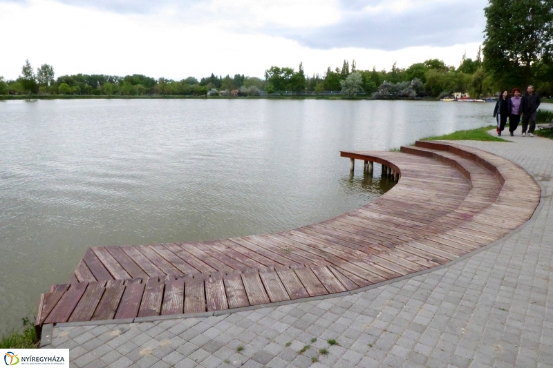 Április utolsó napja Sóstón - Szarka Lajos