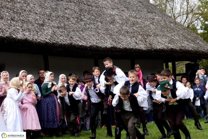 Majális a múzeumfaluban - fotó Szarka Lajos