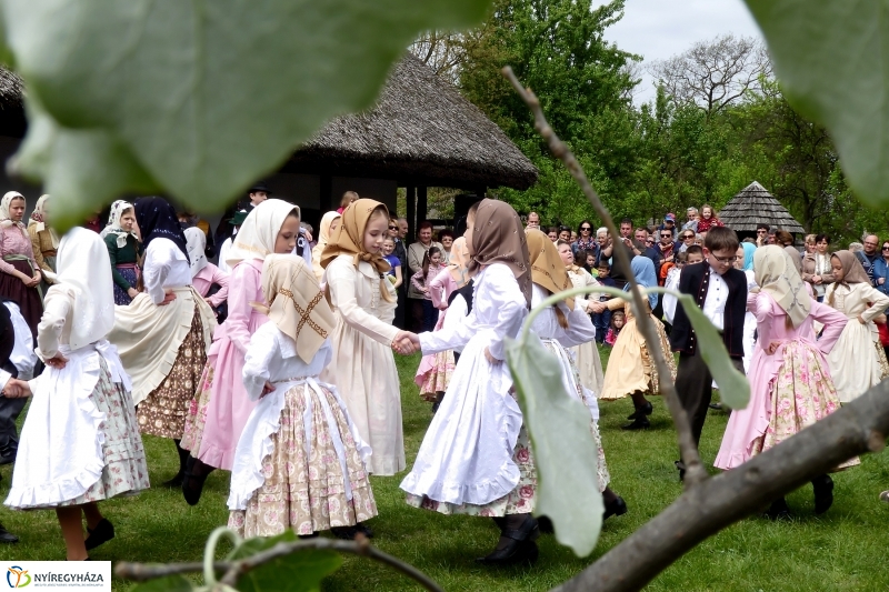 Majális a múzeumfaluban - fotó Szarka Lajos