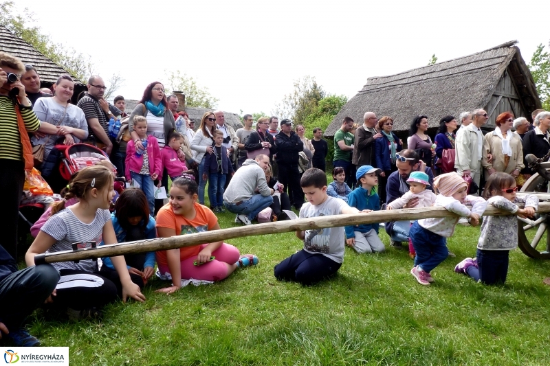Majális a múzeumfaluban - fotó Szarka Lajos