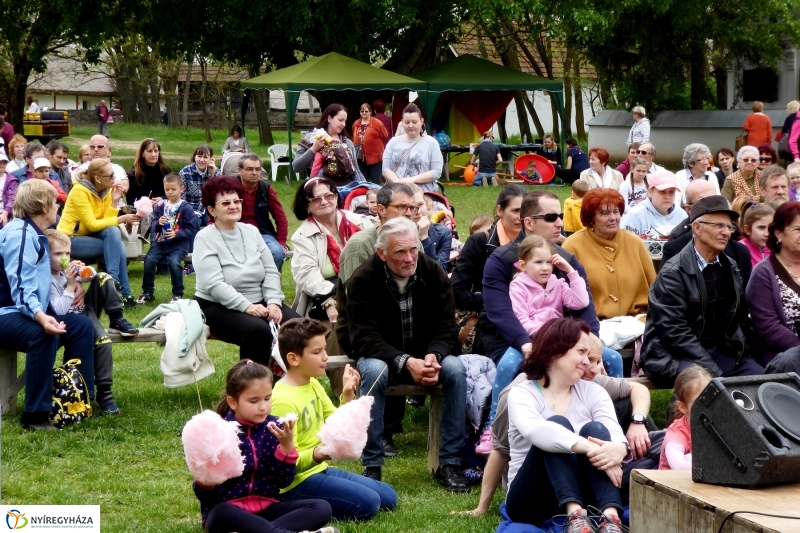 Majális a múzeumfaluban - fotó Szarka Lajos