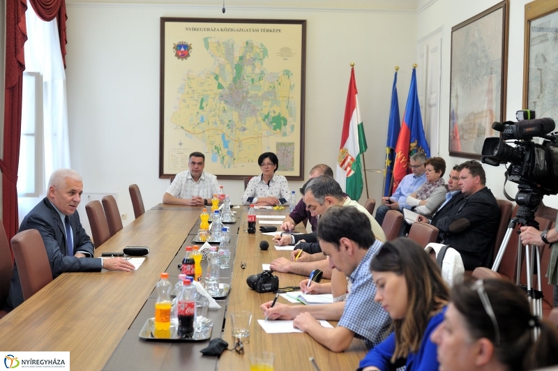 Új szálloda épül Sóstón - fotó Szarka Lajos