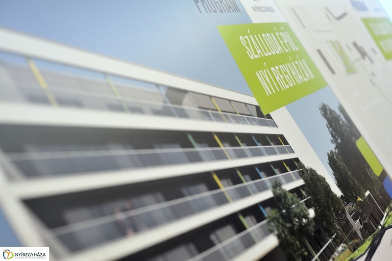 Új szálloda épül Sóstón - fotó Szarka Lajos