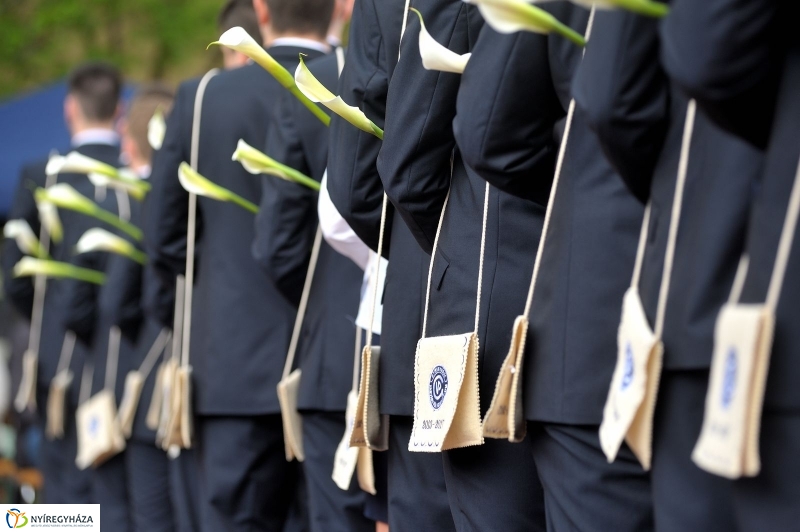 Ballagás a Vasvári gimiben - fotó Szarka Lajos