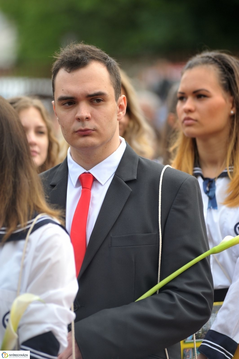 Ballagás a Vasvári gimiben - fotó Szarka Lajos