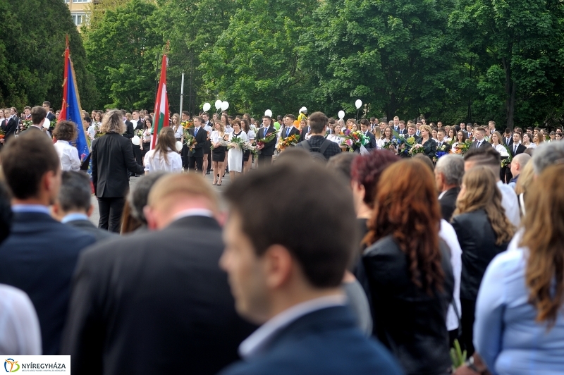 Ballagás a Krúdy gimiben - fotó Szarka Lajos