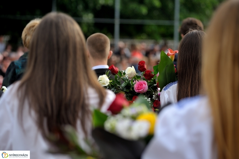 Ballagás a Krúdy gimiben - fotó Szarka Lajos