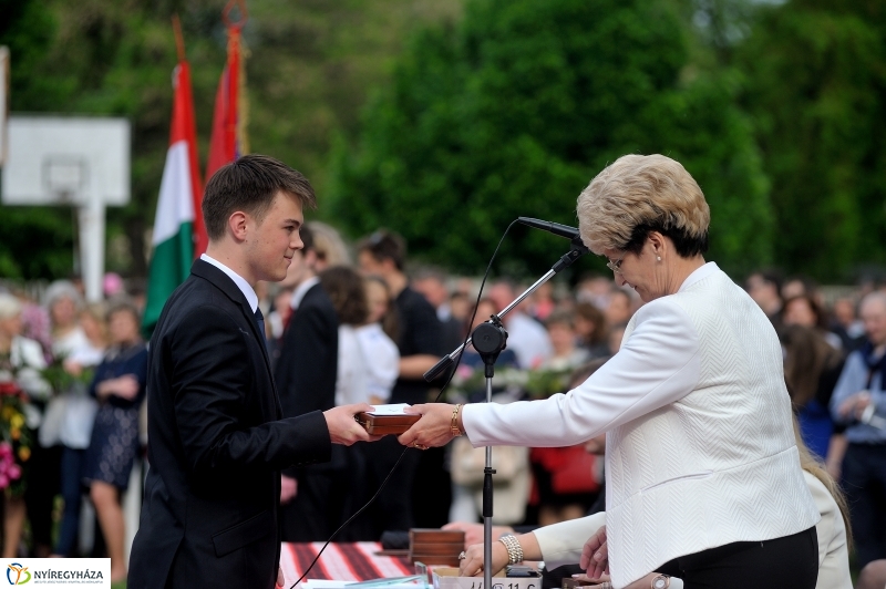 Ballagás a Krúdy gimiben - fotó Szarka Lajos