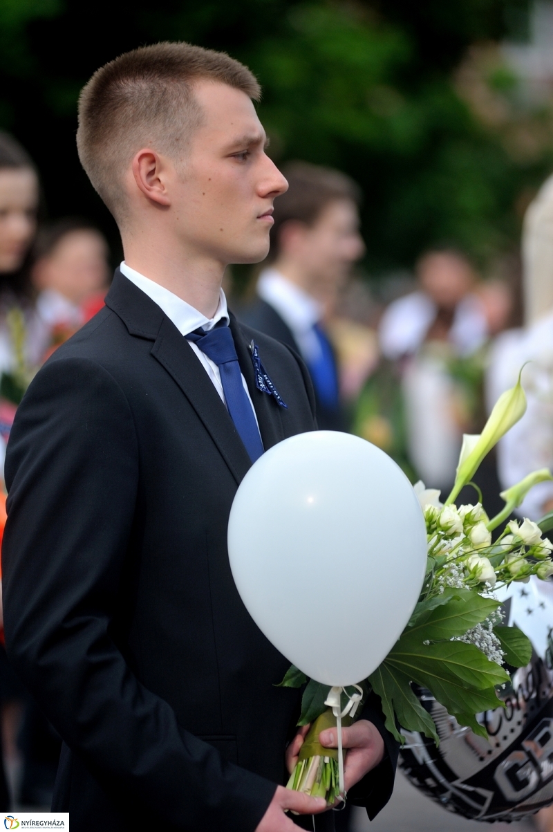 Ballagás a Krúdy gimiben - fotó Szarka Lajos