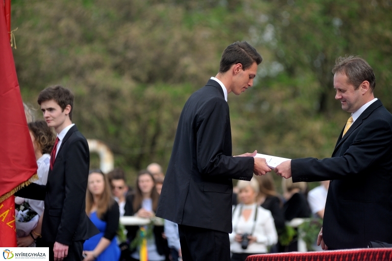 Ballagás a Krúdy gimiben - fotó Szarka Lajos