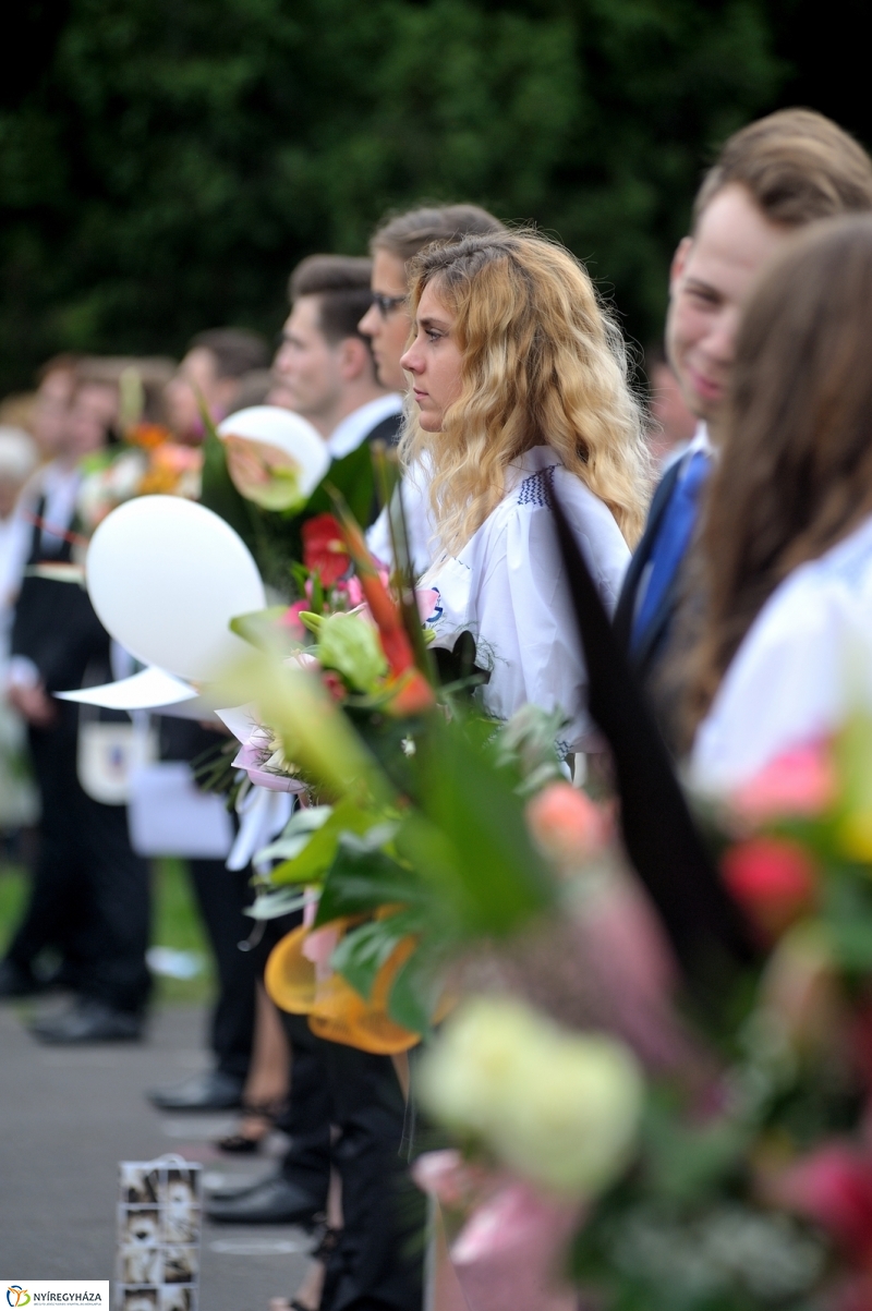 Ballagás a Krúdy gimiben - fotó Szarka Lajos
