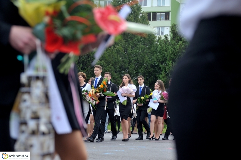 Ballagás a Krúdy gimiben - fotó Szarka Lajos