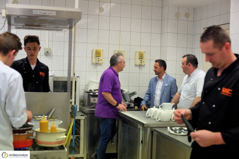 Mestervacsora a Sipkayban - fotó Szarka Lajos