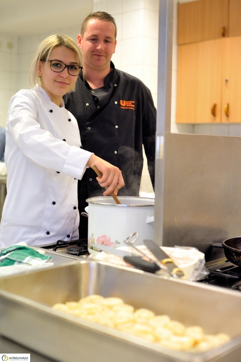 Mestervacsora a Sipkayban - fotó Szarka Lajos