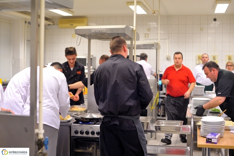 Mestervacsora a Sipkayban - fotó Szarka Lajos