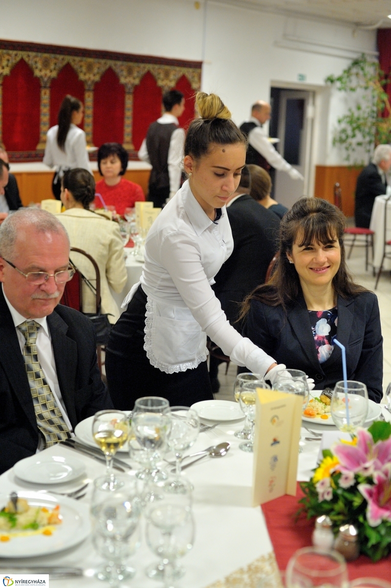 Mestervacsora a Sipkayban - fotó Szarka Lajos