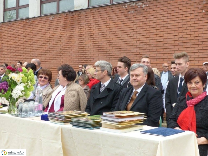 Zrínyi ballagás 01