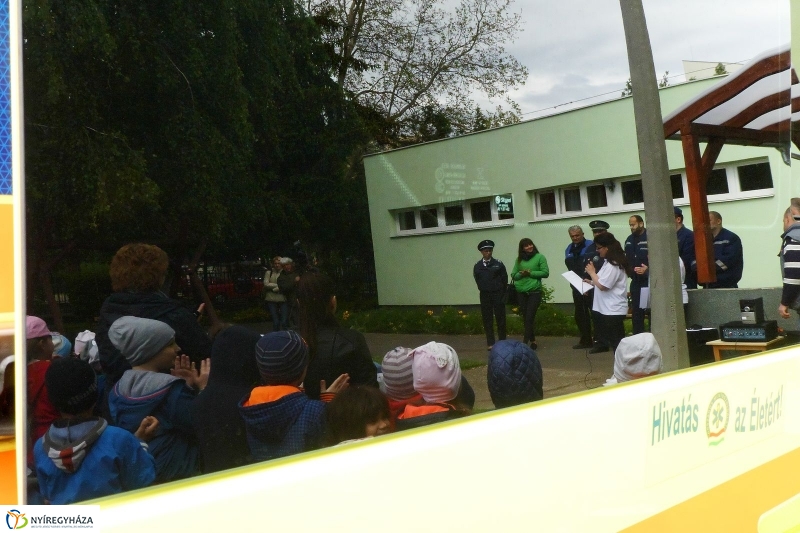 Pindúr-pandúrok - fotó Szarka Lajos