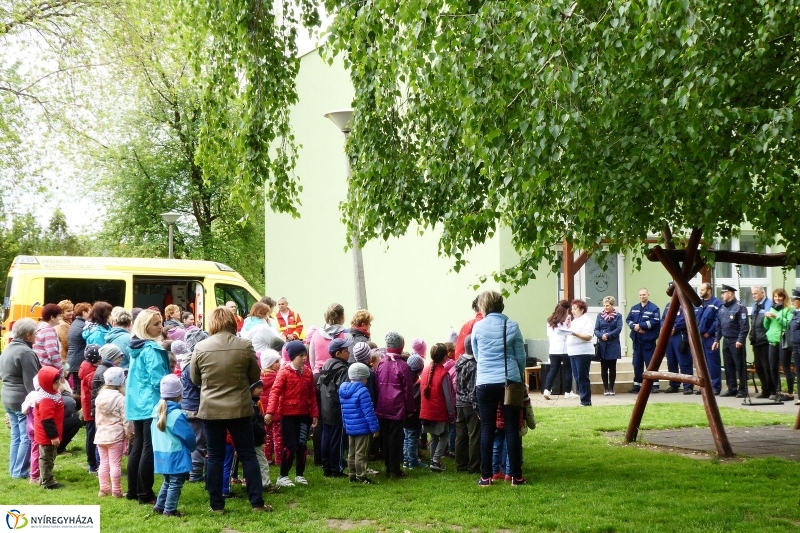 Pindúr-pandúrok - fotó Szarka Lajos