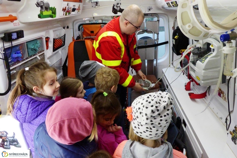 Pindúr-pandúrok - fotó Szarka Lajos