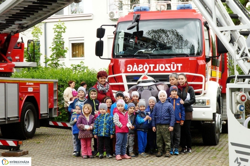 Pindúr-pandúrok - fotó Szarka Lajos