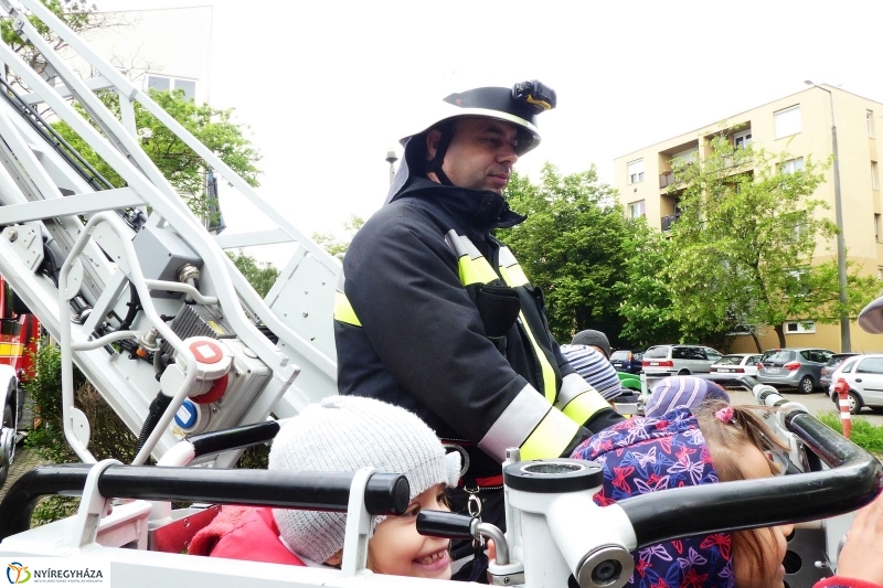 Pindúr-pandúrok - fotó Szarka Lajos