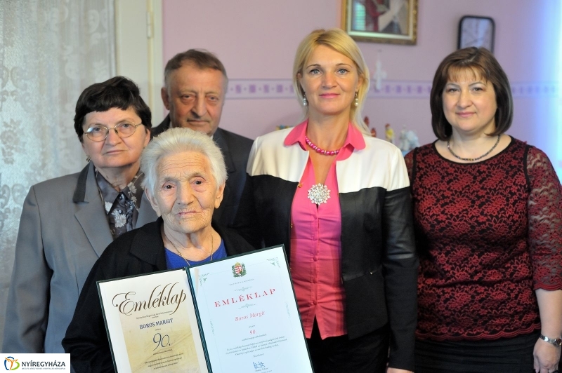 Szépkorú köszöntése - Botos Margit - fotó Szarka Lajos