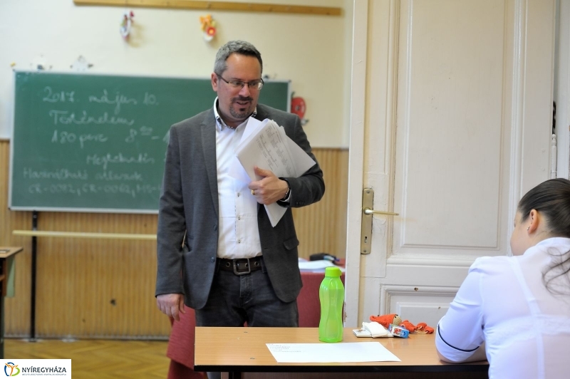 Írásbeli érettségi történelemből a Kölcsey gimiben- Szarka Lajos