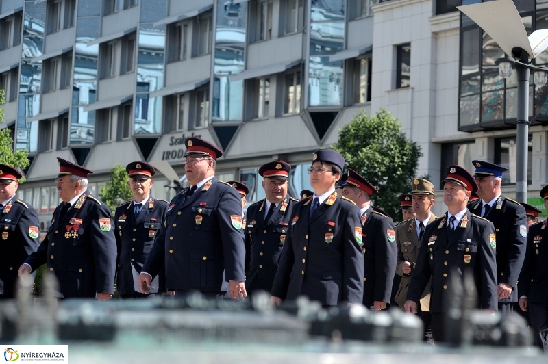 Emlékünnepség a NAV-nál - fotó Szarka Lajos