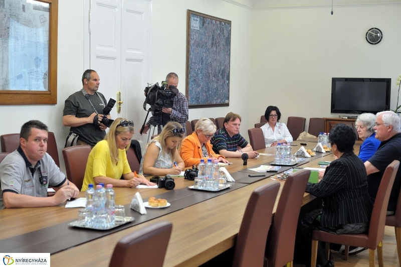 Szépkorúak sporttalálkozója sajtótájékoztató - fotó Szarka Lajos