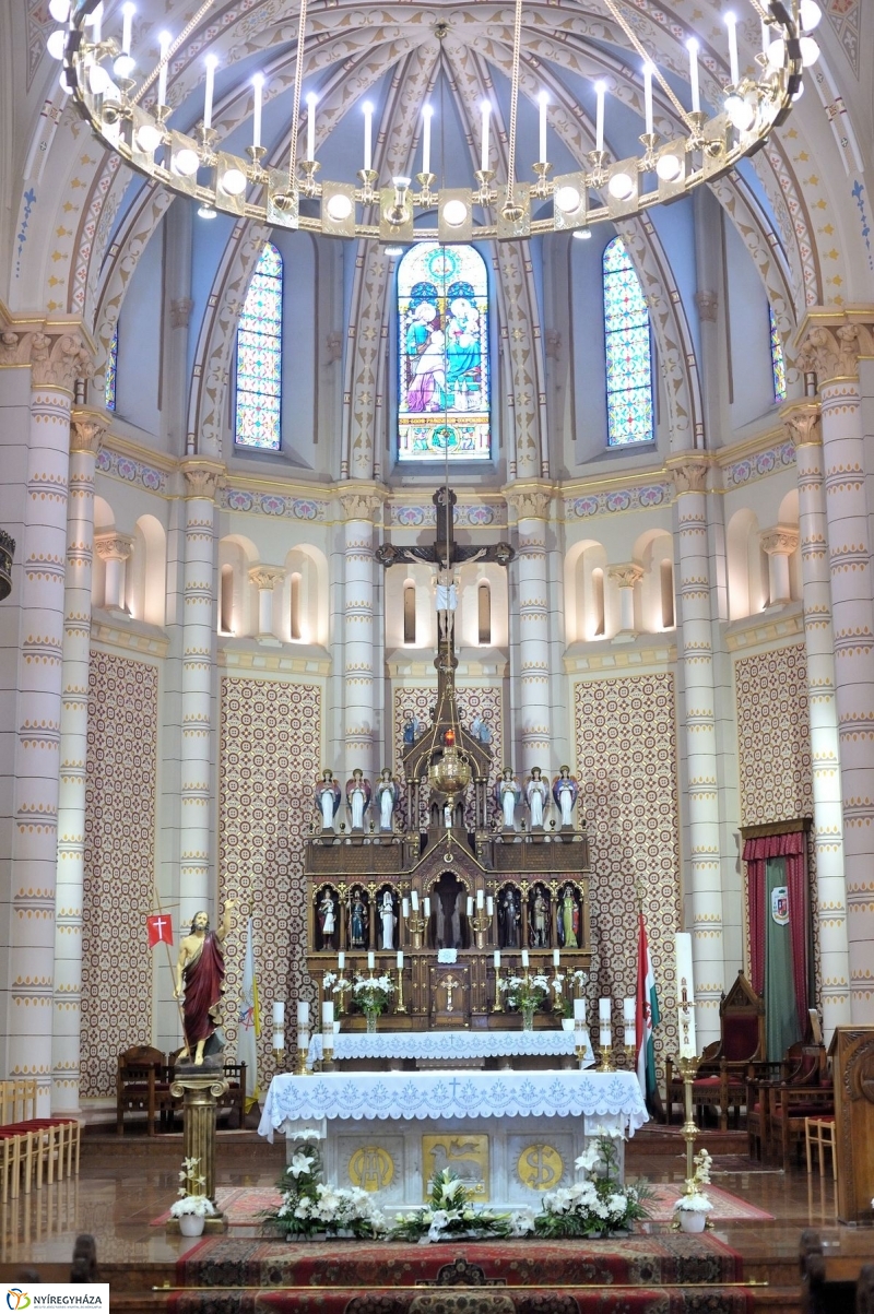 Értékes Esték-Magyarok Nagyasszonya Társszékesegyház