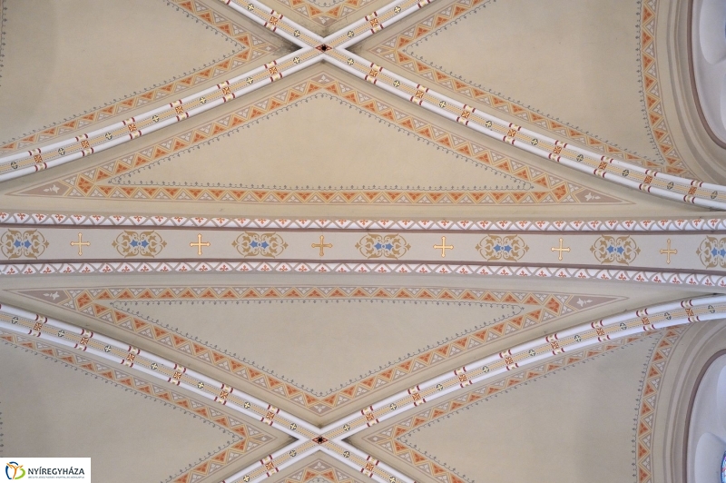 Értékes Esték-Magyarok Nagyasszonya Társszékesegyház